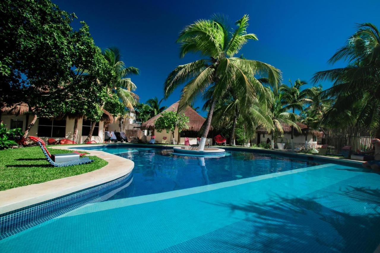 Hotel Paradise Suites Исла-Мухерес Экстерьер фото